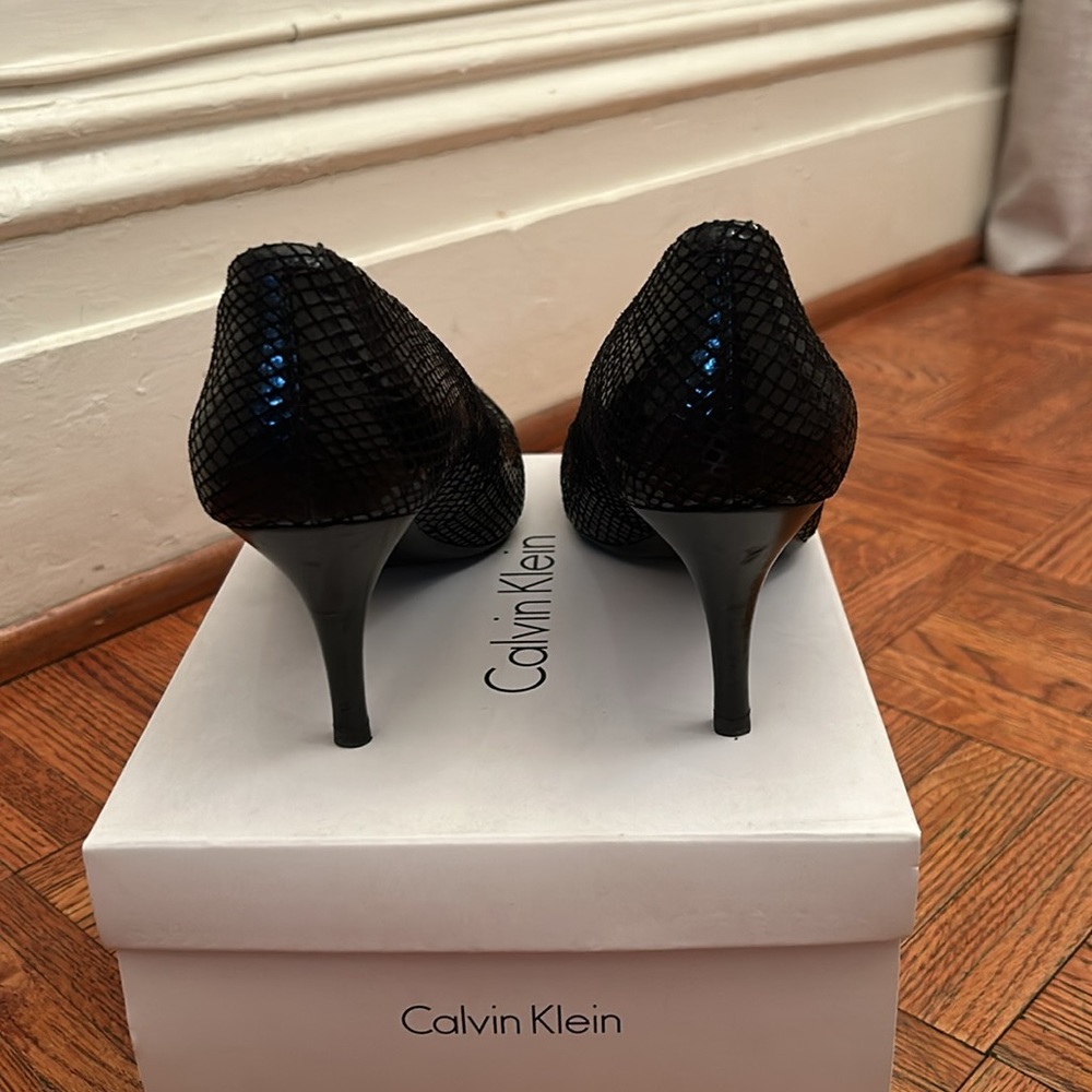 Calvin Klein Python Embossed Pumps ‘Selene’ Size … - image 3